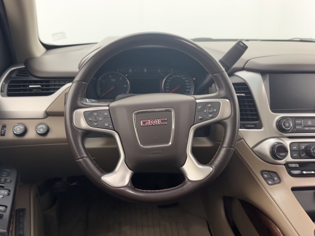 Used 2020 GMC Yukon XL SLT w/ Open Road Package AWD/4WD image 10