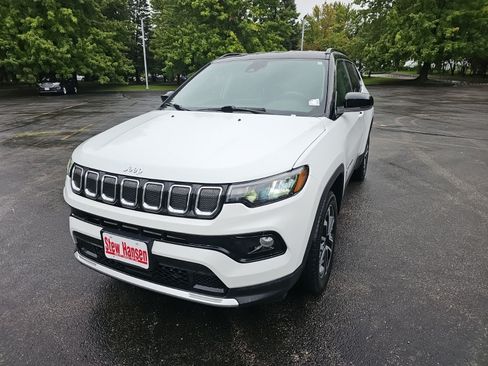 Used 2022 Jeep Compass Limited AWD/4WD image 2