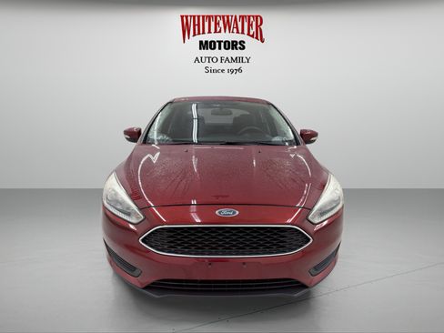 Used 2017 Ford Focus SE FWD image 6