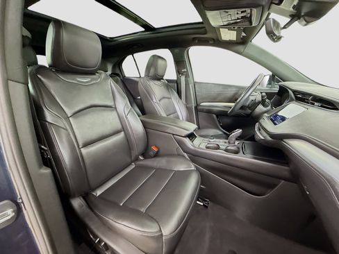 Used 2022 Cadillac XT4 Premium Luxury w/ Enhanced Visibility Package FWD image 30
