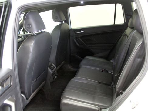 Used 2022 Volkswagen Tiguan SE R-Line AWD/4WD image 21