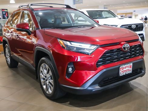 Certified 2023 Toyota RAV4 XLE Premium FWD image 3