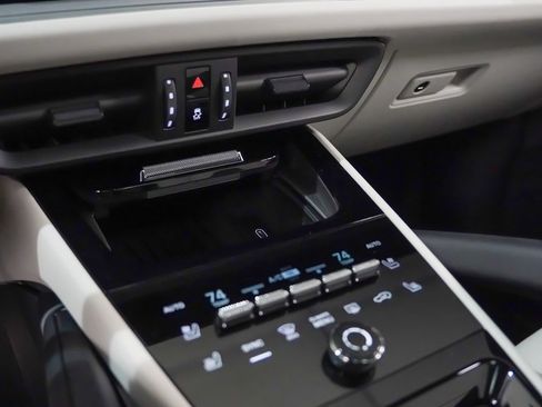 New 2026 Porsche Cayenne Coupe image 31