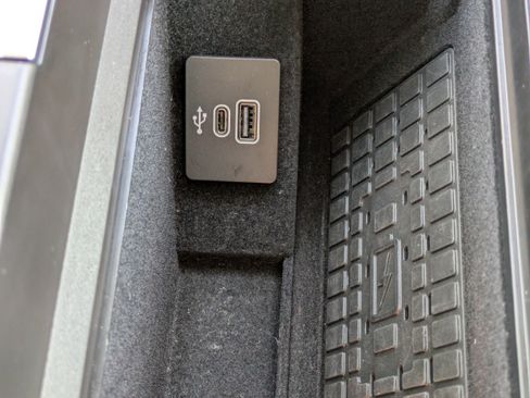 Used 2025 Lincoln Navigator L Black Label image 30