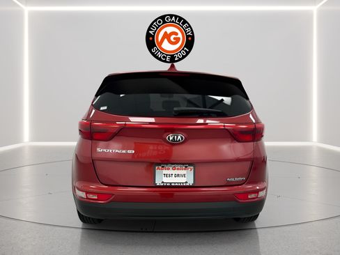 Used 2017 Kia Sportage LX FWD image 4