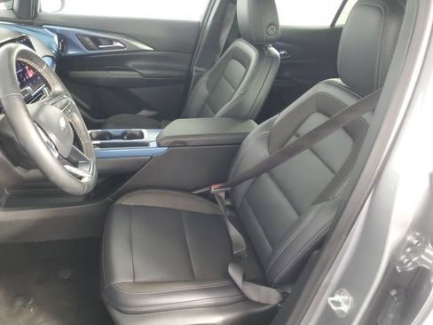 Used 2025 Chevrolet Equinox EV LT FWD image 12