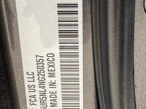 Used 2022 RAM 2500 Laramie image 30