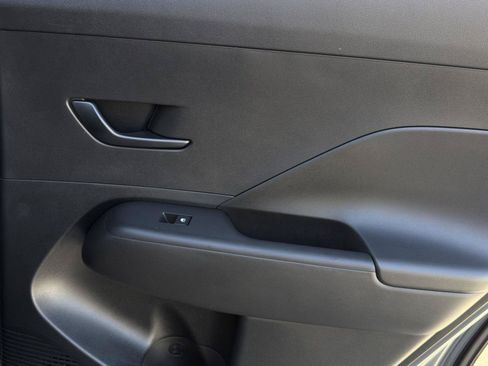 Used 2026 Hyundai Kona SEL Sport FWD image 27
