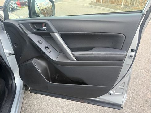 Used 2014 Subaru Forester 2.5i Limited w/ Popular Package #2 image 35