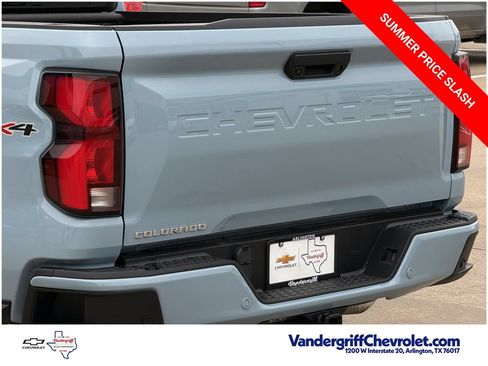 New 2026 Chevrolet Colorado LT w/ LT Convenience Package AWD/4WD image 6