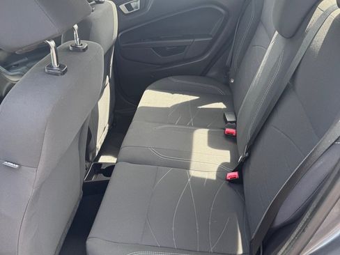 Used 2014 Ford Fiesta SE FWD image 10