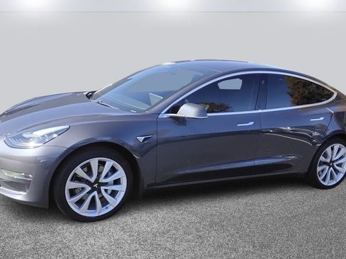 Used 2018 Tesla Model 3 Long Range image 3