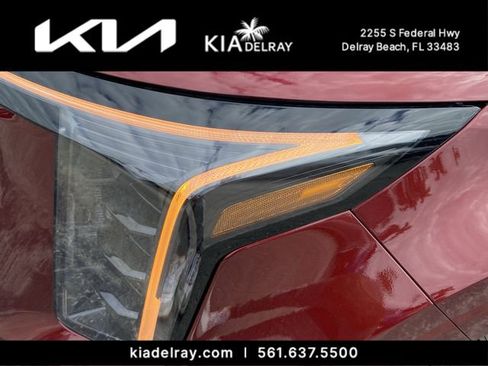 New 2026 Kia Carnival LXS FWD image 6