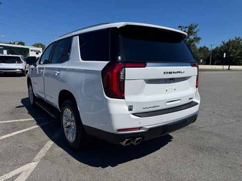 Used 2026 GMC Yukon Denali AWD/4WD image 4
