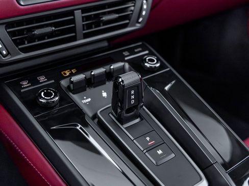 Certified 2026 Porsche 911 Carrera S RWD image 30