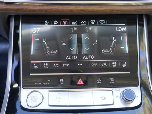 Used 2019 Audi Q8 Prestige w/ Luxury Package image 24