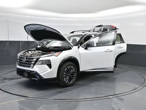 Used 2026 Nissan Rogue Platinum w/ Platinum Premium Package AWD/4WD image 54
