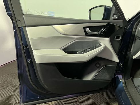 Certified 2025 Acura MDX SH-AWD w/ Technology Package image 24