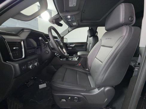 New 2026 GMC Sierra 1500 Denali w/ Denali Reserve Package AWD/4WD image 13