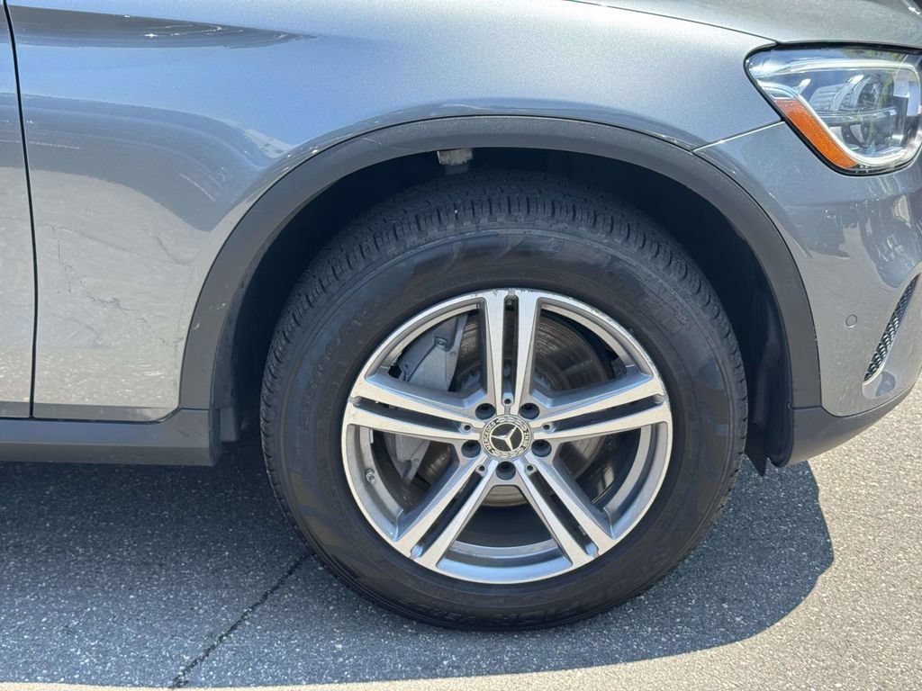 Used 2022 Mercedes-Benz GLC 300 4MATIC image 5