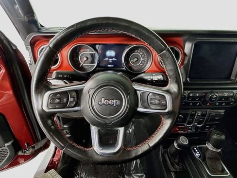 Used 2021 Jeep Gladiator Rubicon AWD/4WD image 11