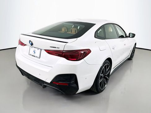 New 2026 BMW i4 eDrive40 w/ M Sport Package RWD image 5