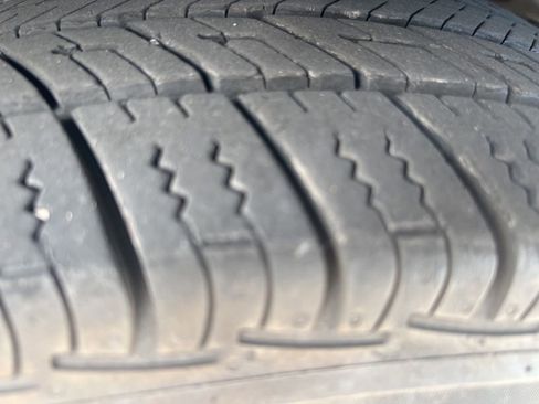 Used 2022 Chevrolet Equinox LS w/ Driver Confidence II Package image 16