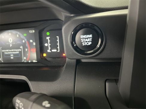 Used 2024 Toyota Tacoma SR image 16