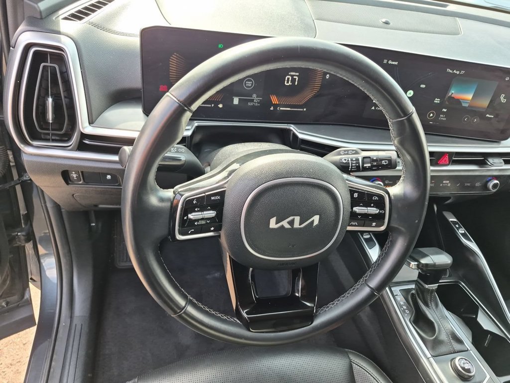Certified 2024 Kia Sorento S FWD image 11