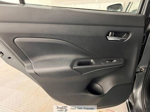 Used 2025 Nissan Versa SV FWD image 26