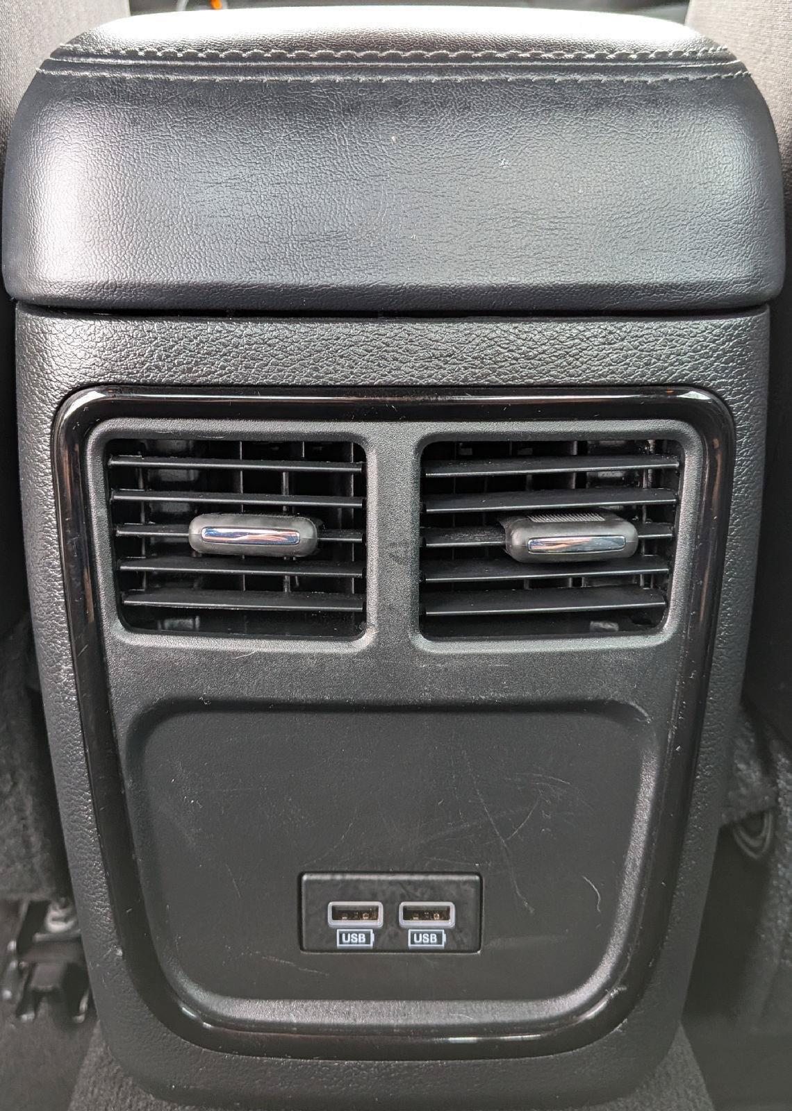Used 2022 Dodge Charger R/T w/ Blacktop Package RWD image 21