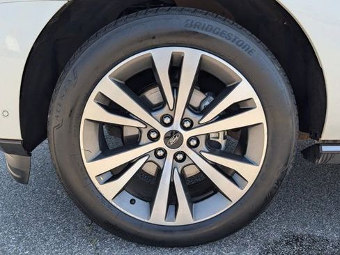 Used 2021 Ford Expedition Limited RWD image 13