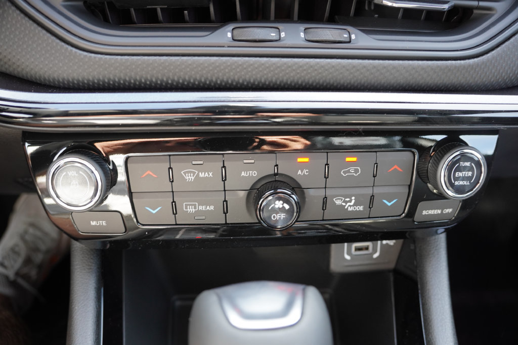 New 2026 Jeep Compass Limited AWD/4WD image 14
