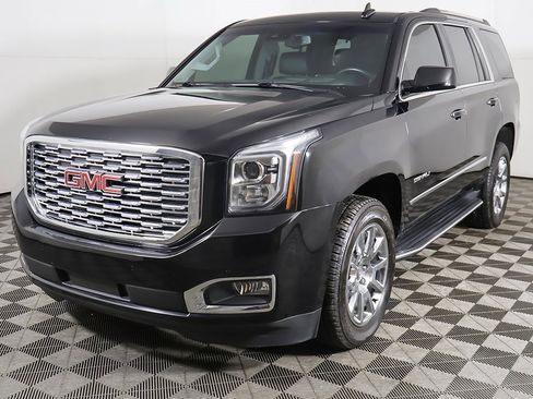 Used 2019 GMC Yukon Denali w/ Open Road Package image 15