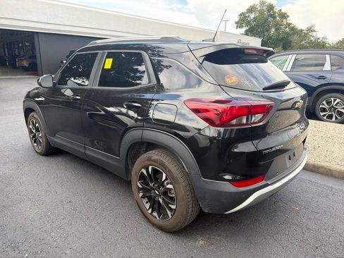 Used 2021 Chevrolet TrailBlazer LT w/ Convenience Package FWD image 6