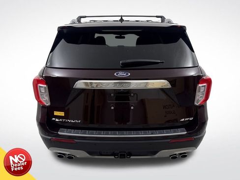 Used 2023 Ford Explorer Platinum w/ Technology Package image 5