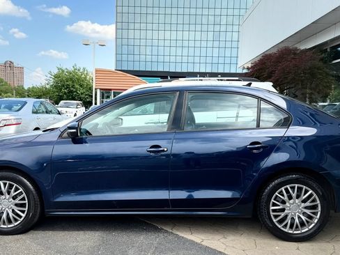 Used 2014 Volkswagen Jetta SE FWD image 4