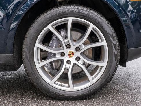 Used 2019 Porsche Cayenne AWD/4WD image 36