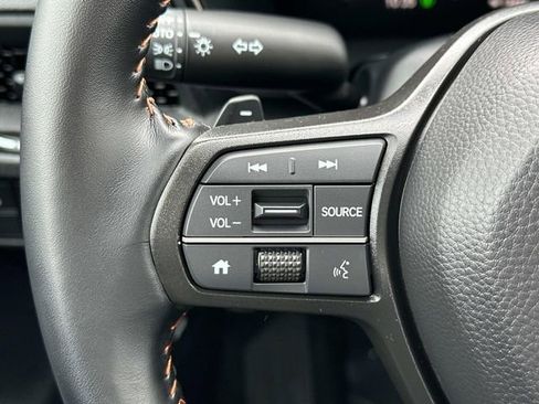 Used 2025 Honda CR-V Sport image 23