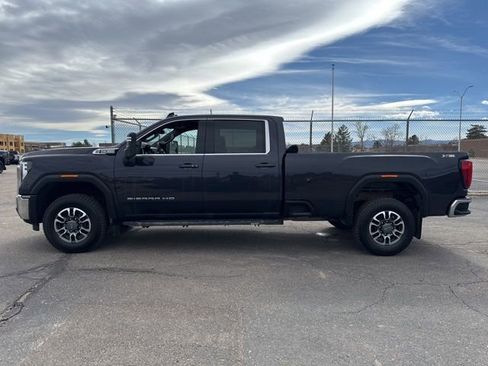 Used 2024 GMC Sierra 3500 SLE image 4