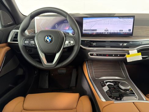 Used 2026 BMW X5 sDrive40i w/ Premium Package RWD image 30
