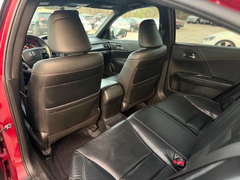 Used 2017 Honda Accord Sport Special Edition image 11