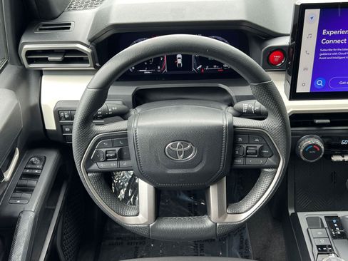 Used 2024 Toyota Tacoma TRD Off-Road AWD/4WD image 20