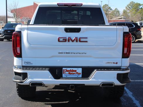 Used 2023 GMC Sierra 1500 AT4 w/ AT4 Premium Package image 7