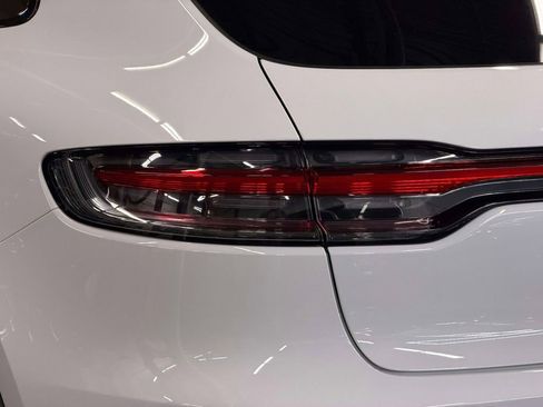 Used 2025 Porsche Macan S AWD/4WD image 18