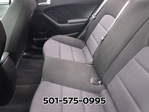 Used 2017 Kia Forte LX FWD image 9