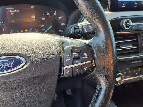 Used 2021 Ford Escape SEL image 16