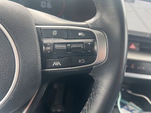 Certified 2024 Kia Sportage EX FWD image 11
