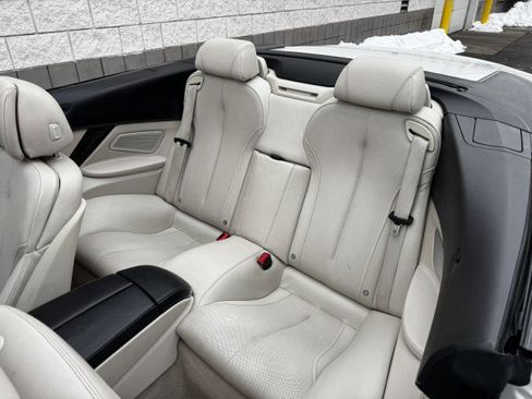 Used 2013 BMW 650i Convertible image 11