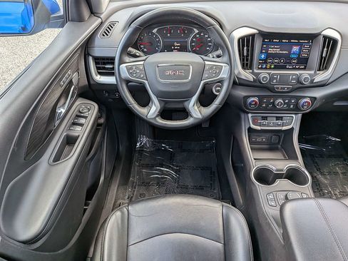 Used 2024 GMC Terrain SLT FWD image 18